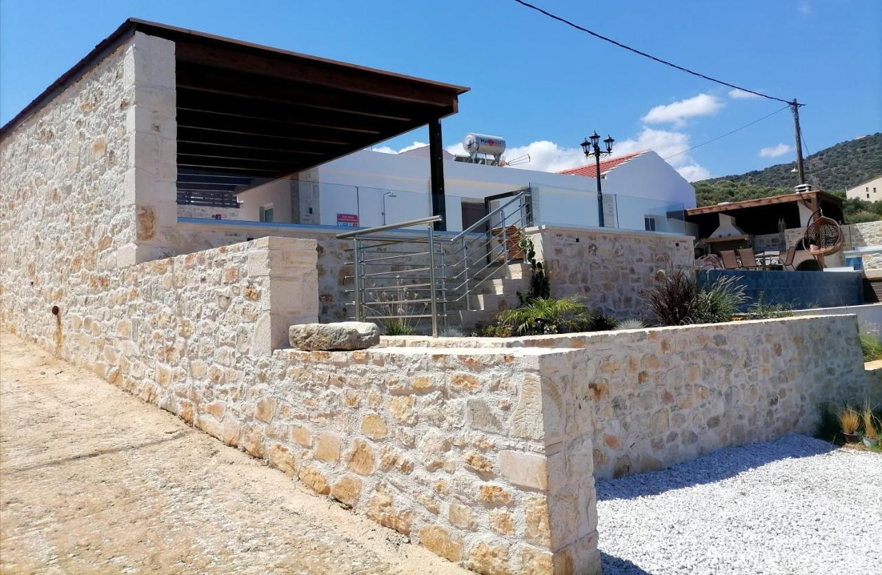 Vila Halepouri